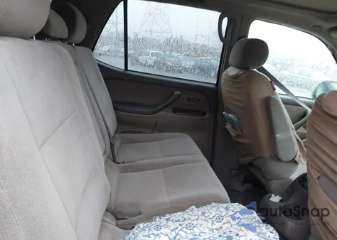 2002 Toyota Sequoia Sr5 V8 from USA, damaged, VIN 5TDBT44A32S116996